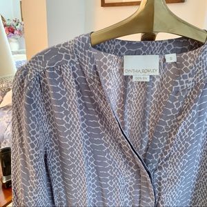 Cybthia Crowley SILK blouse